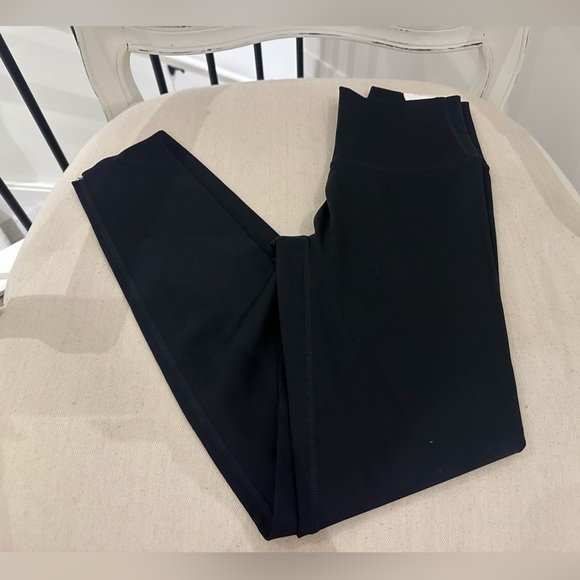 Small Black NWT OFFLINE By Aerie Goals High Waisted Legging 7/8 - Picture 9 of 9